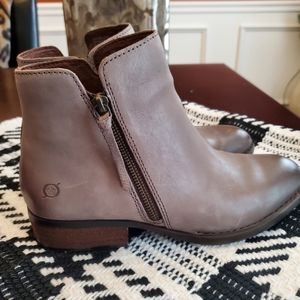 BORN Boots